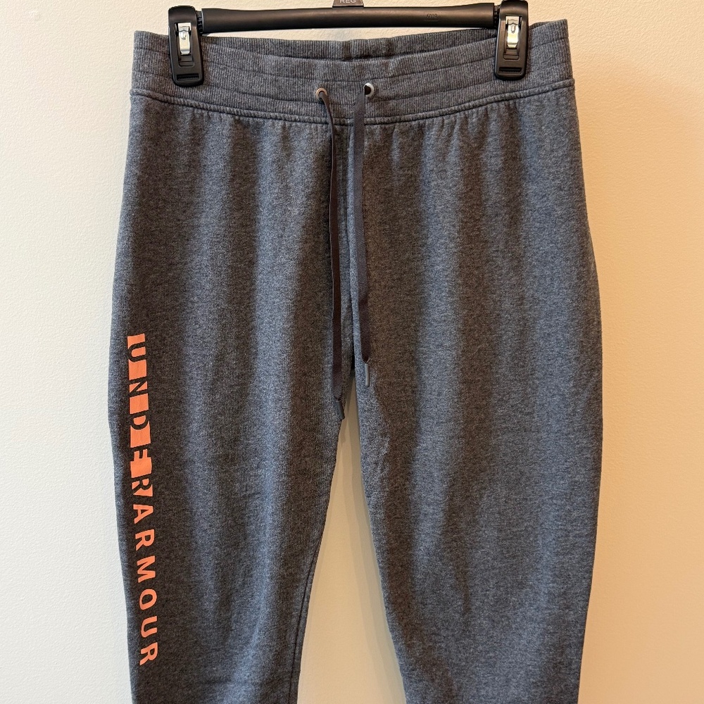 Under Armour Capris Sweatpants